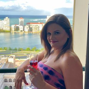 Meet your Posher, Alexandra marie